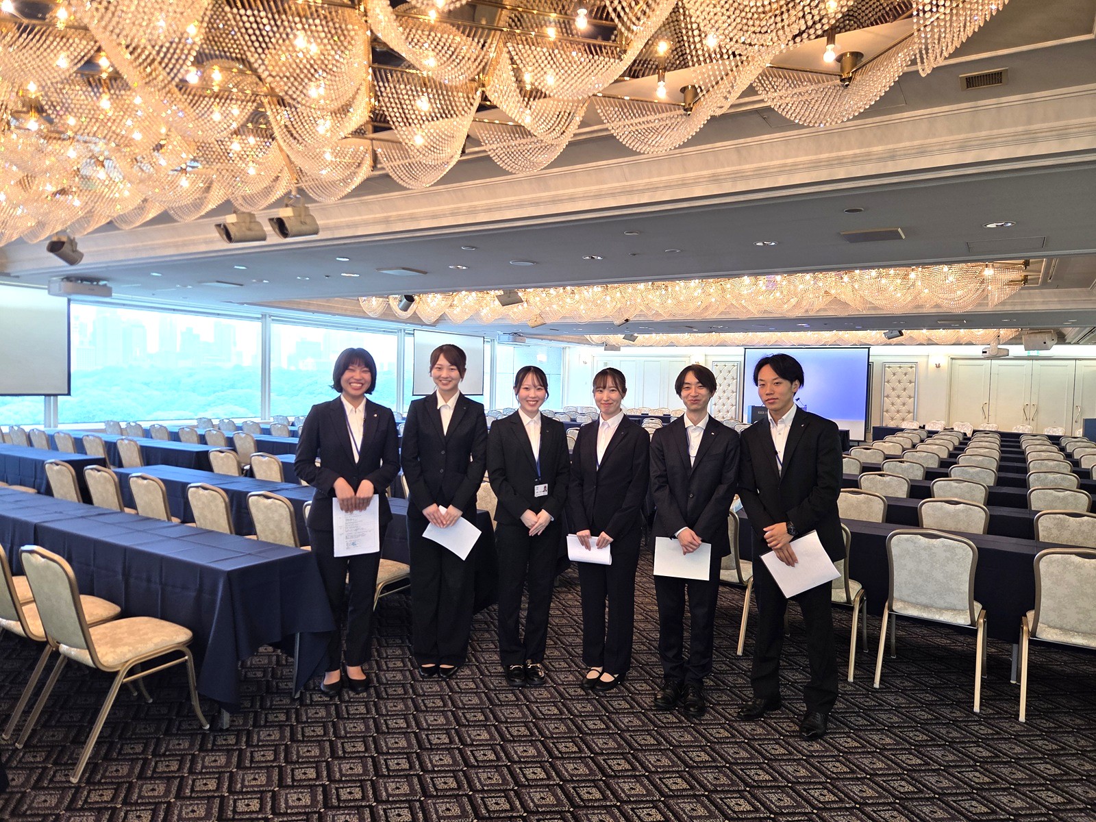 一部新入社員も司会や受付で活躍しました